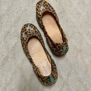 EUC leopard print Tieks ballet flats Sz 9